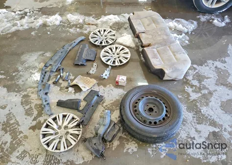 2014 Toyota Camry L z USA, uszkodzony, nr VIN 4T4BF1FK8ER367672